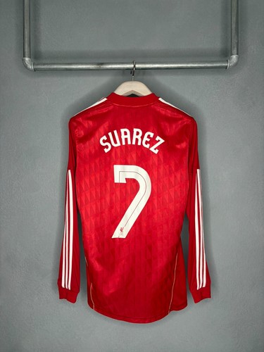 Liverpool luis suarez - •,